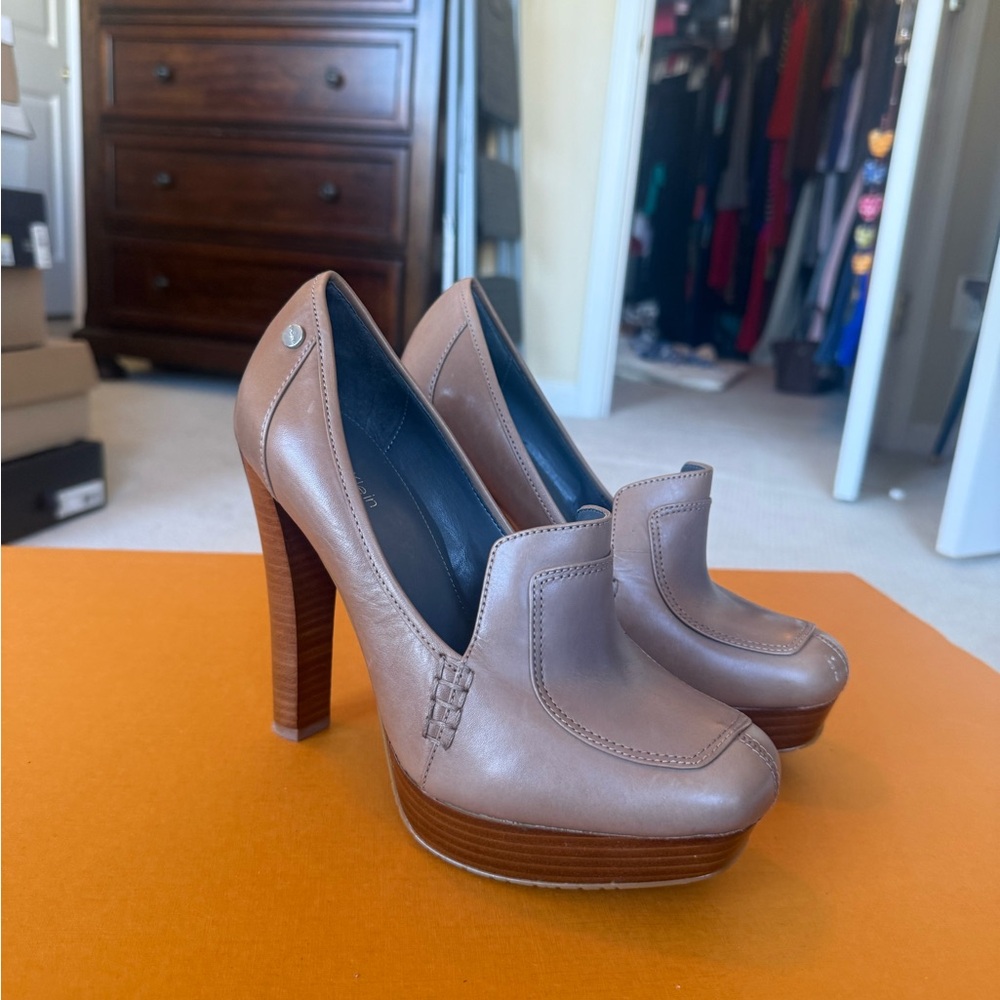 Calvin Klein Taupe Leather Platform High Heel Loafers